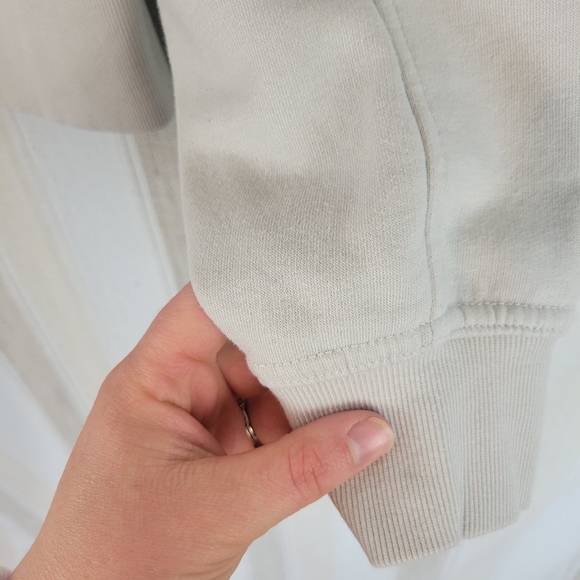 Zara Turtleneck‎ Cropped Sweatshirt Cream Tan Size Small - Picture 7 of 8